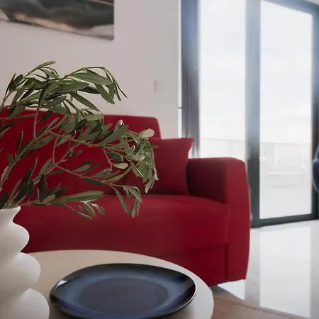 Jacuzzi Penthouse With Large Terrace & Views Apartment Marsalforn
