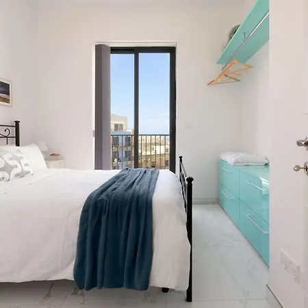 Jacuzzi Penthouse With Large Terrace & Views Apartment Marsalforn