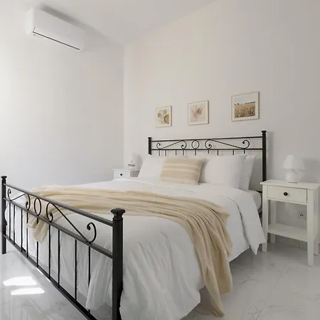 Jacuzzi Penthouse With Large Terrace & Views